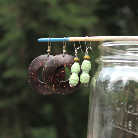 2 Pairs Handmade Earrings: Jade Spin & Wood Circle - Picture 1 of 8